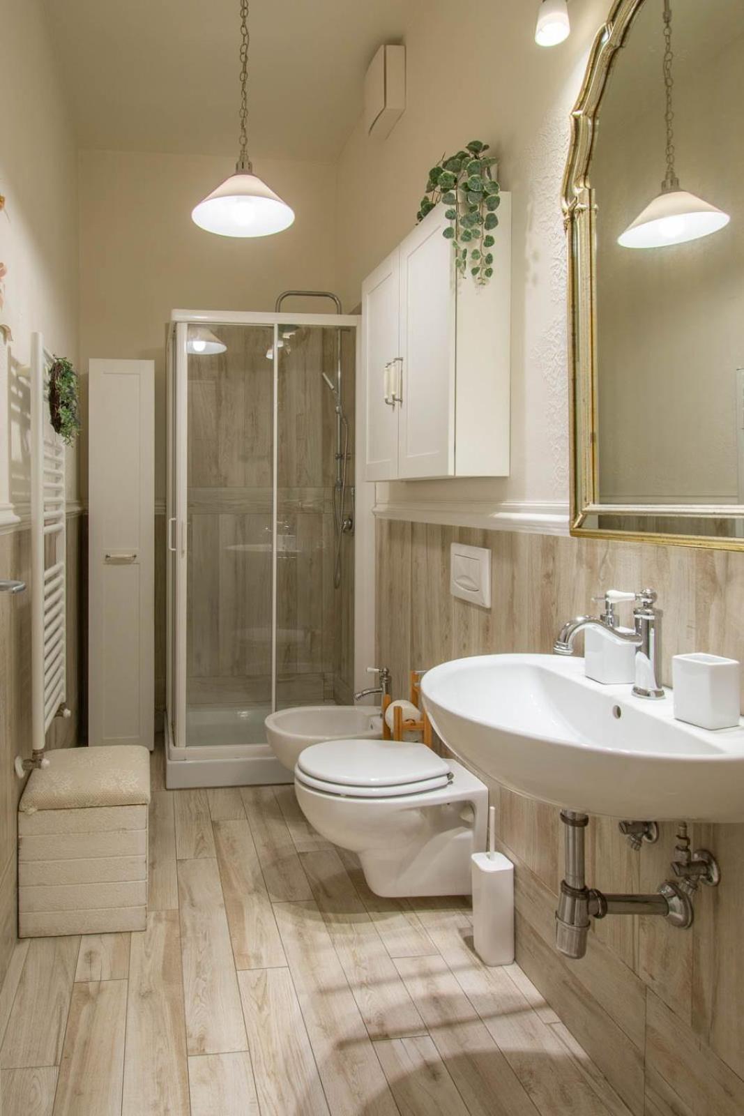 Stylish 2 Bedroom Flat - Garden * Florencia